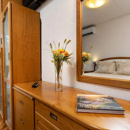 Daire Retro-lux 2br In Kapana Old Town View *