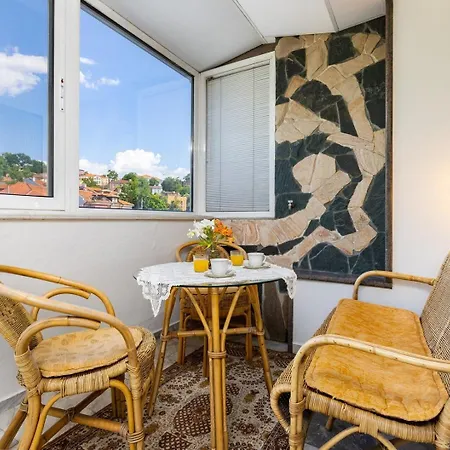 Retro-lux 2br In Kapana Old Town View * Filibe